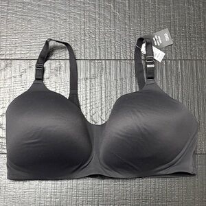 Torrid Curve Seamless/Wireless Black Bra